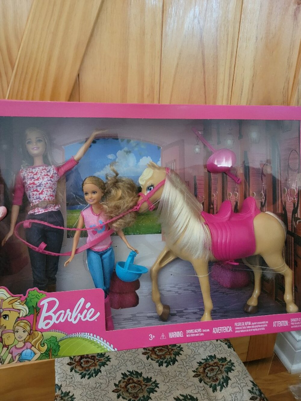 New Barbie Mattel Horse set
